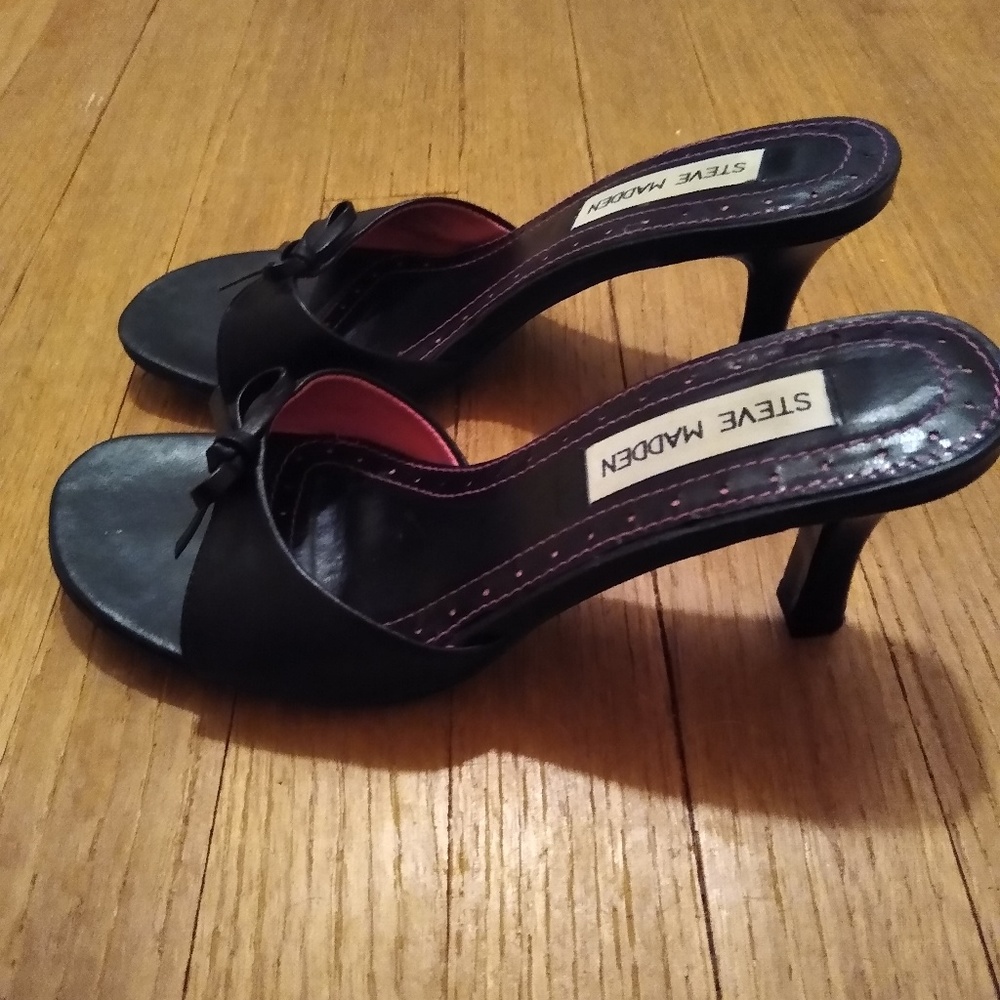 Steve Madden Black Heels